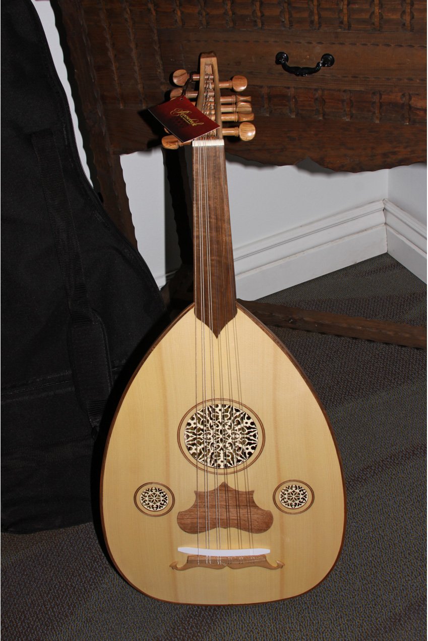 Mid-East Traditional Turkish Oud w/ Gig Bag - Walnut