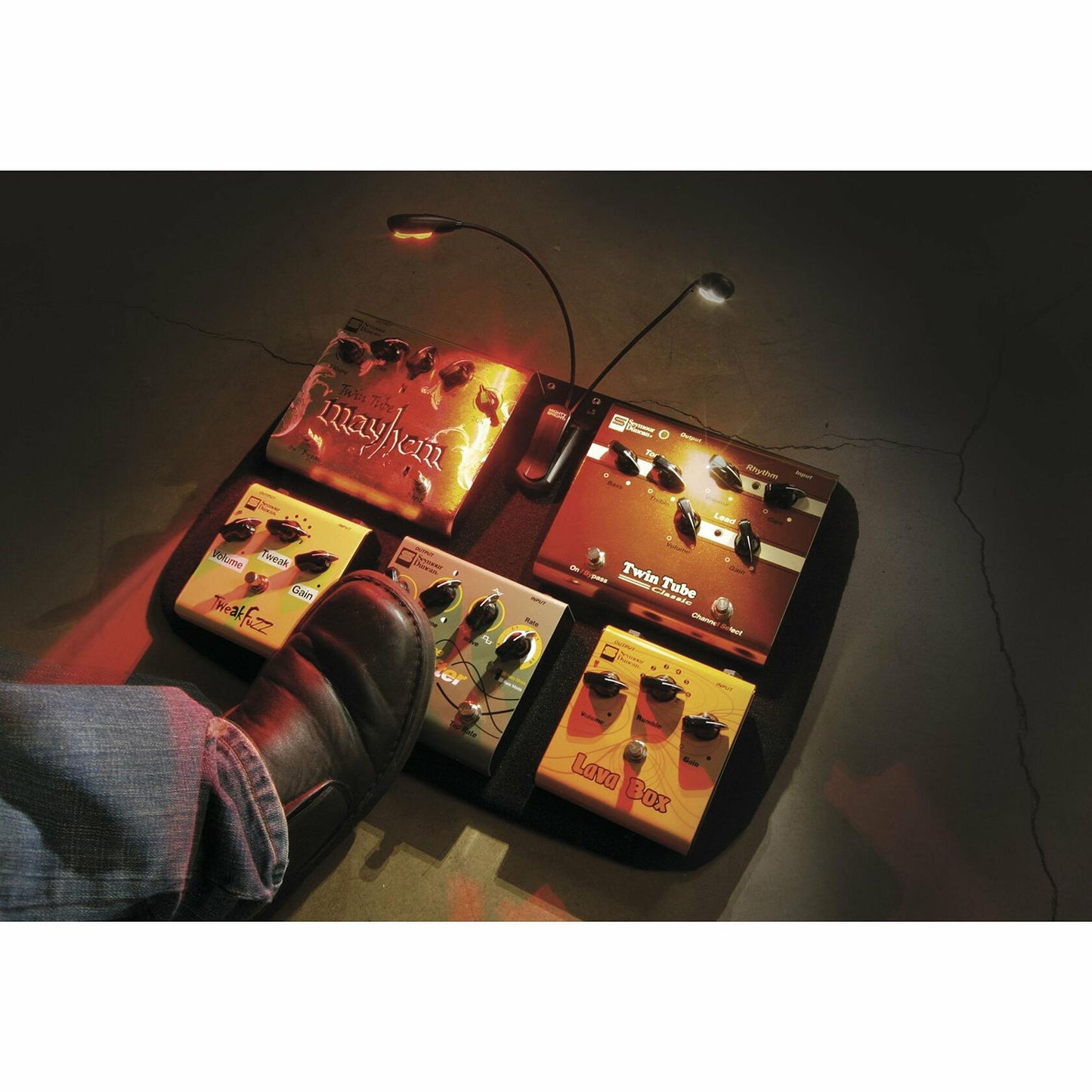 Mighty Bright 52010 Pedalboard Light, Black