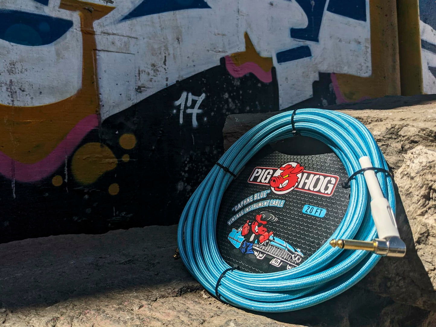Pig Hog PCH20DB 1/4" to 1/4" Daphne Blue Guitar Instrument Cable, 20 Feet